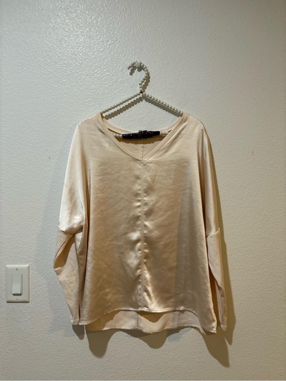 MELISSA NEPTON large cindy Satin V-Neck Long Sleeve Top